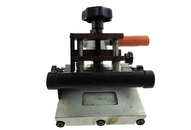 Wspornik do szlifierki na sprężone powietrze na mokro z adapterem Wspornik do szlifierki na sprężone powietrze na mokro z adapterem